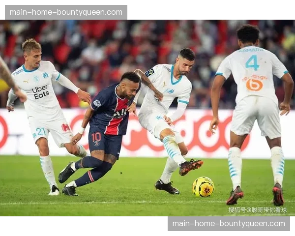 马赛主场0-2负于尼斯，争夺欧冠资格遭遇关键挫折