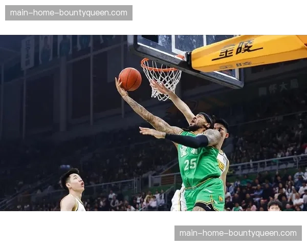 辽宁三连冠后重建，主力出走外援更换面临磨合挑战